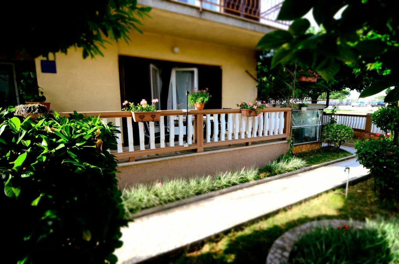 Apartman Darja أوماغ المظهر الخارجي الصورة